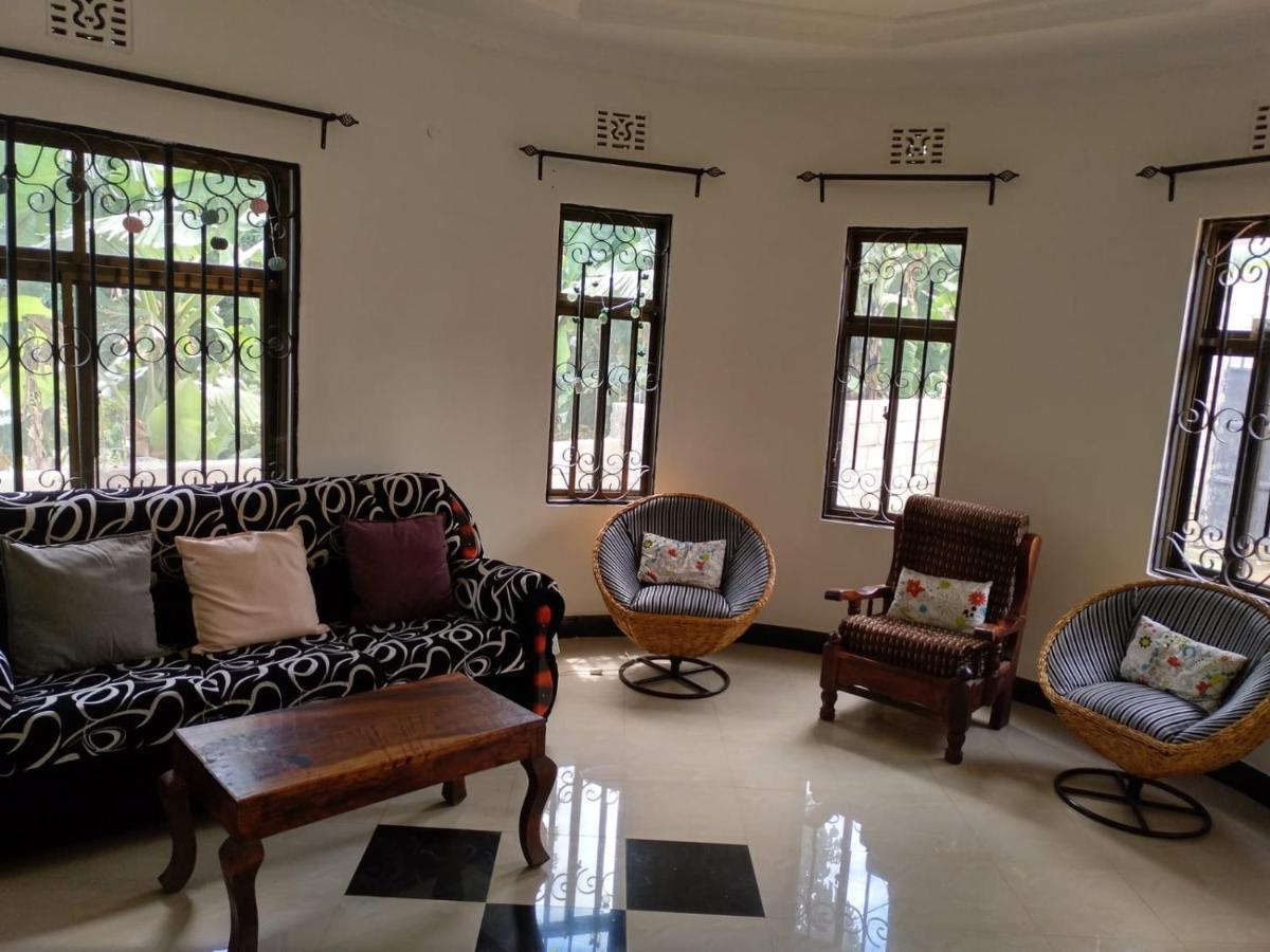 New Dream House Bed & Breakfast Arusha Ngoại thất bức ảnh