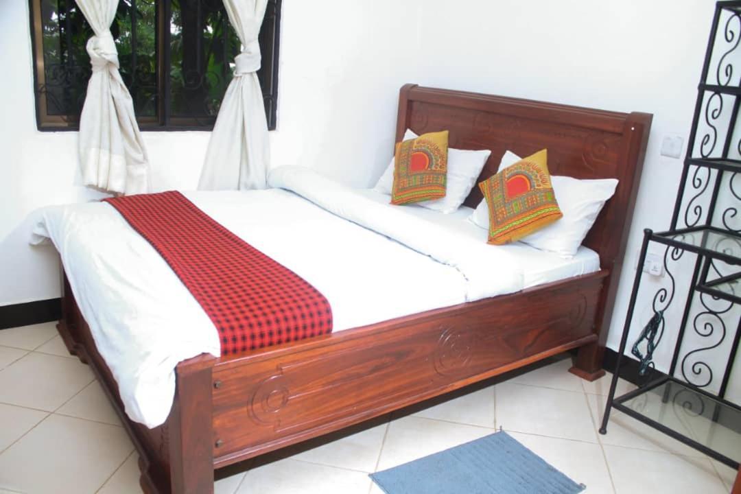 New Dream House Bed & Breakfast Arusha Ngoại thất bức ảnh
